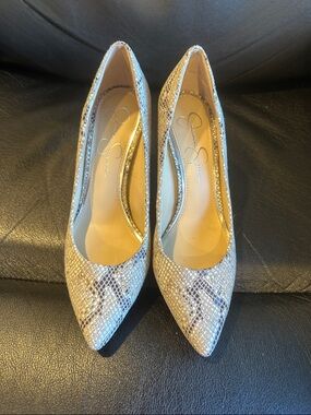 Jessica Simpson Snake-Print Pointed Pumps